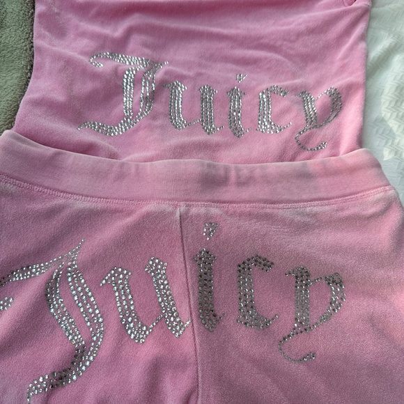 Terry towel Juicy Couture track set with bling in Sold out color hot hot - Picture 4 of 9